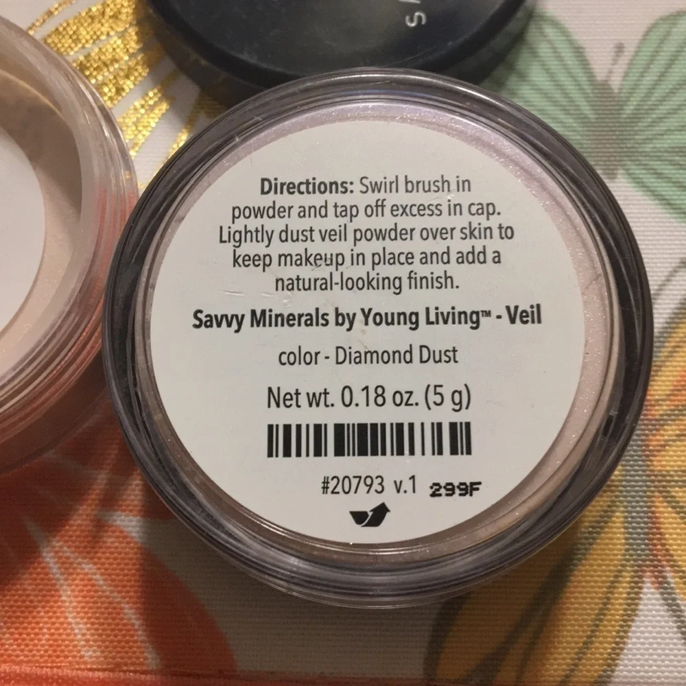 x1 Savvy Minerals Young Living Veil Powder Diamond Dust